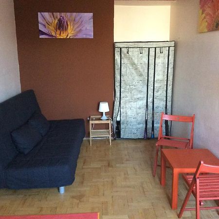 Comedy Apartment Budapest Værelse billede