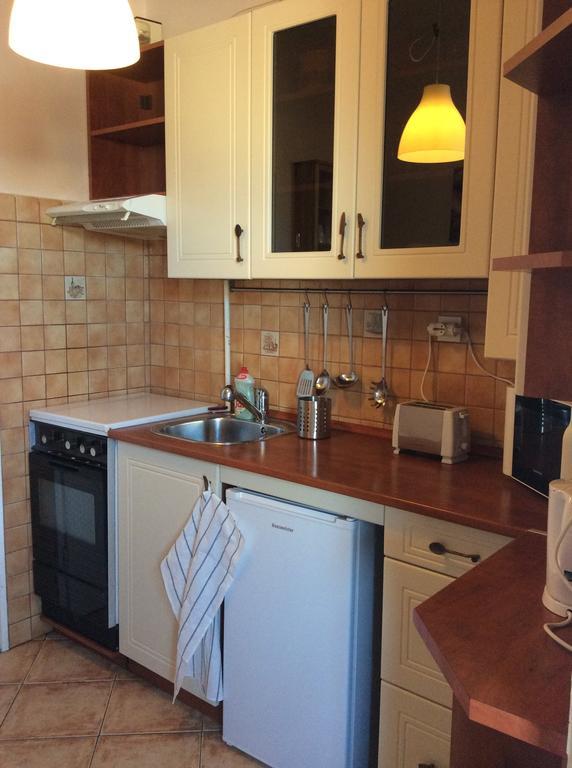 Comedy Apartment Budapest Værelse billede